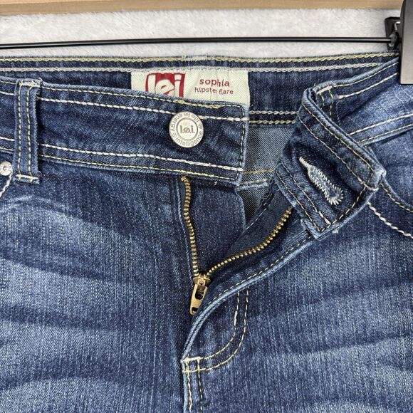 LEI Flare Jeans 15 Short Mid Rise Sophia Hipster Y2K Mallcore Bella Swan Scene - Picture 4 of 16